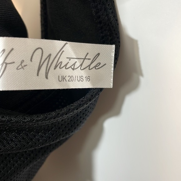 Asos Curve 16 Wolf and whistle exclusive bunny tie cut out swim top bikini - Picture 12 of 12